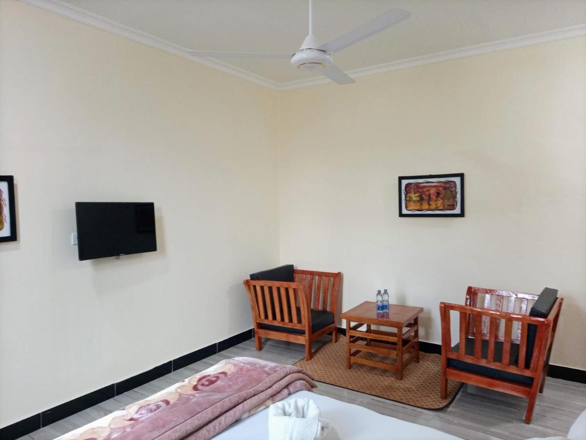 Chibuba Airport Accommodation Dar es Salaam Ngoại thất bức ảnh